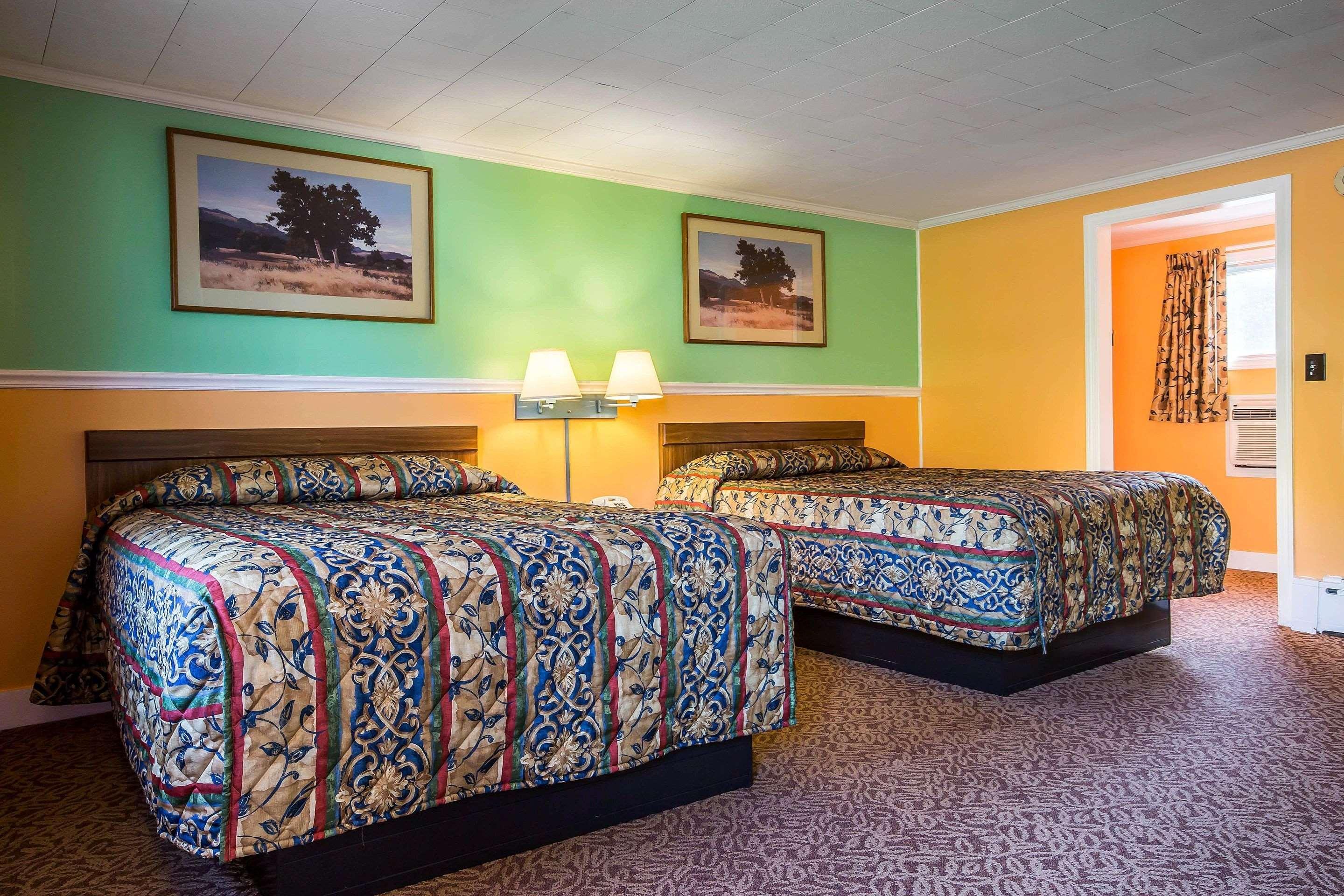Rodeway Inn Lincoln I-93 מראה חיצוני תמונה