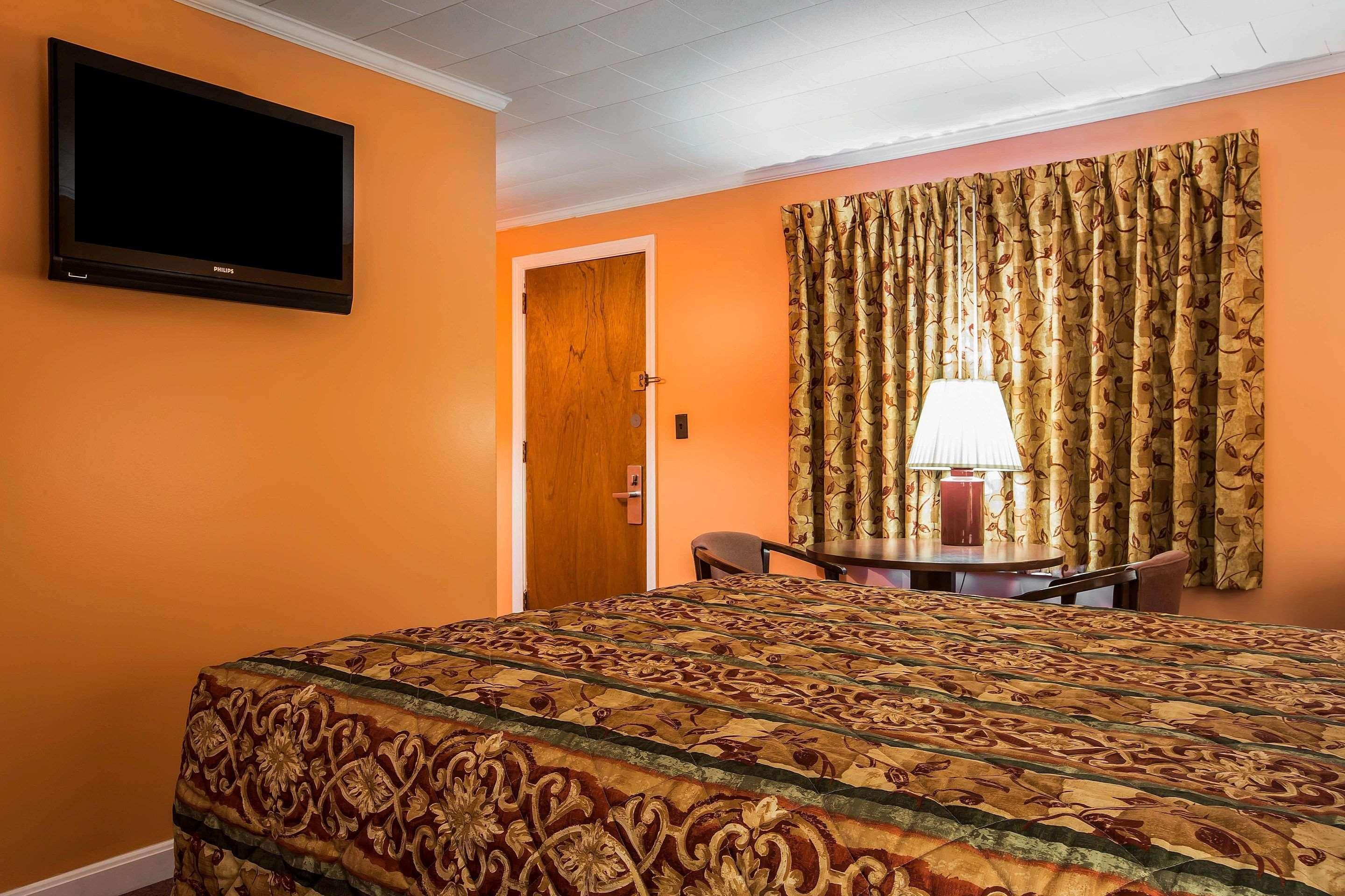 Rodeway Inn Lincoln I-93 מראה חיצוני תמונה
