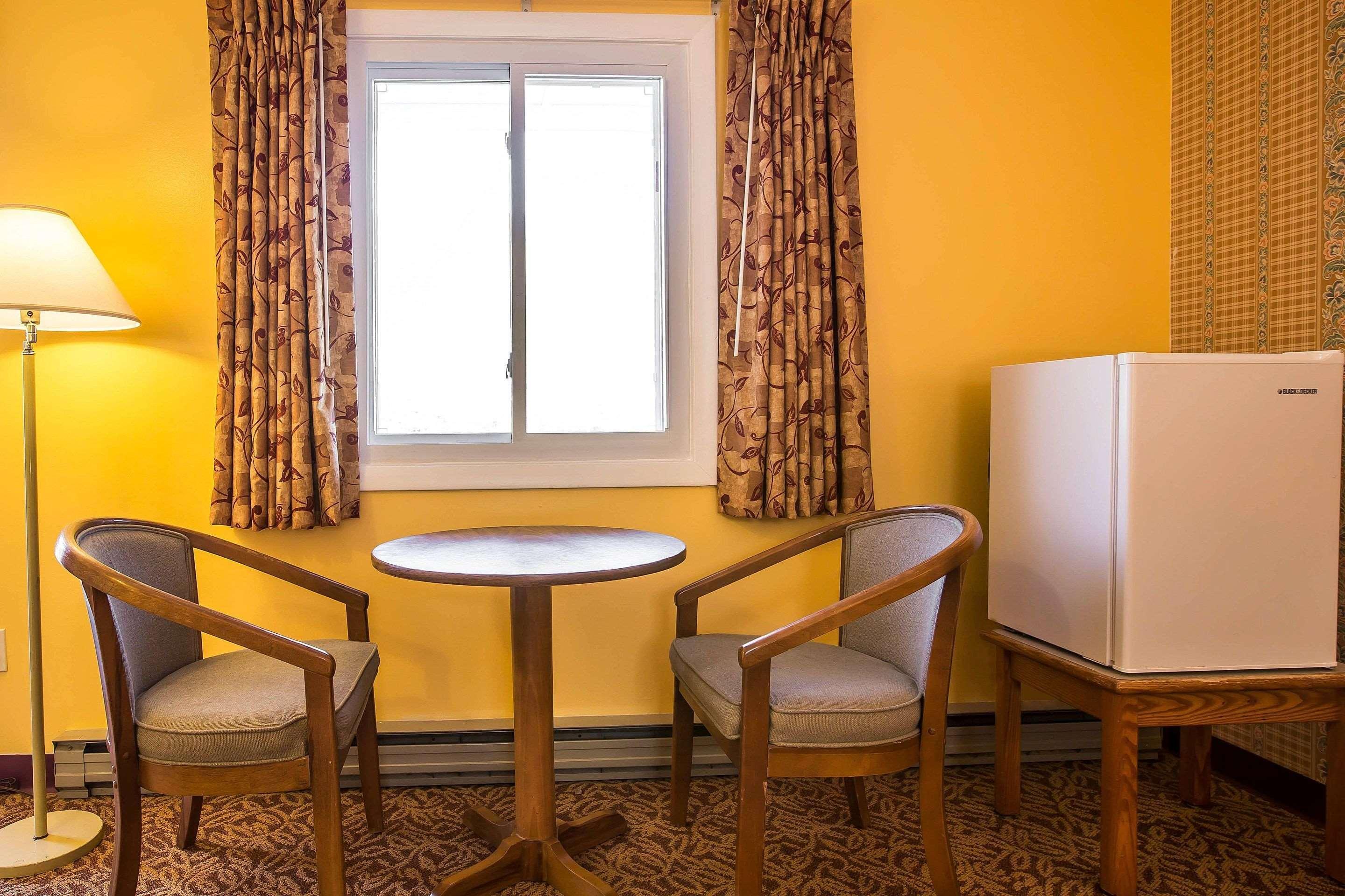 Rodeway Inn Lincoln I-93 מראה חיצוני תמונה