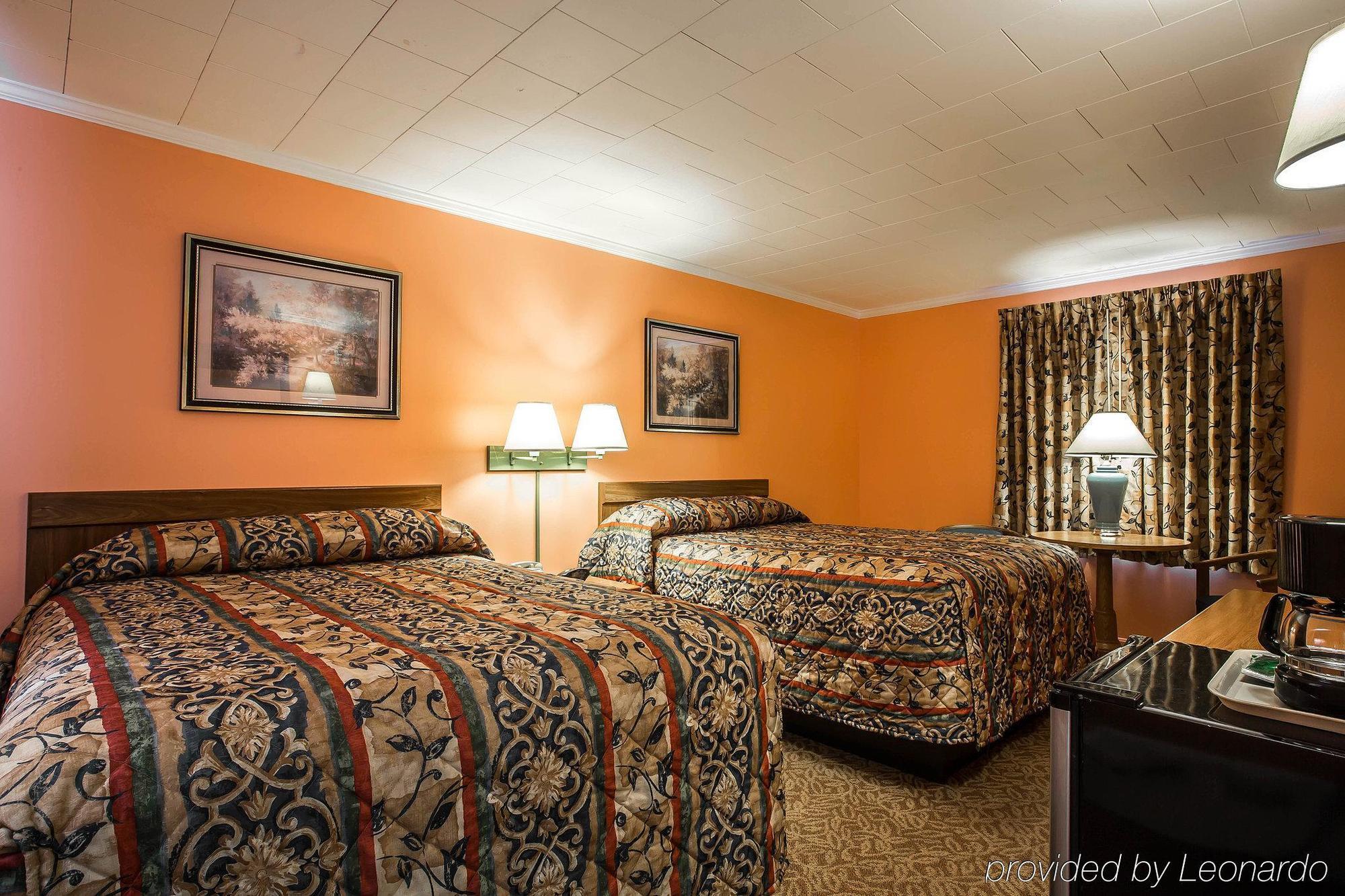 Rodeway Inn Lincoln I-93 מראה חיצוני תמונה